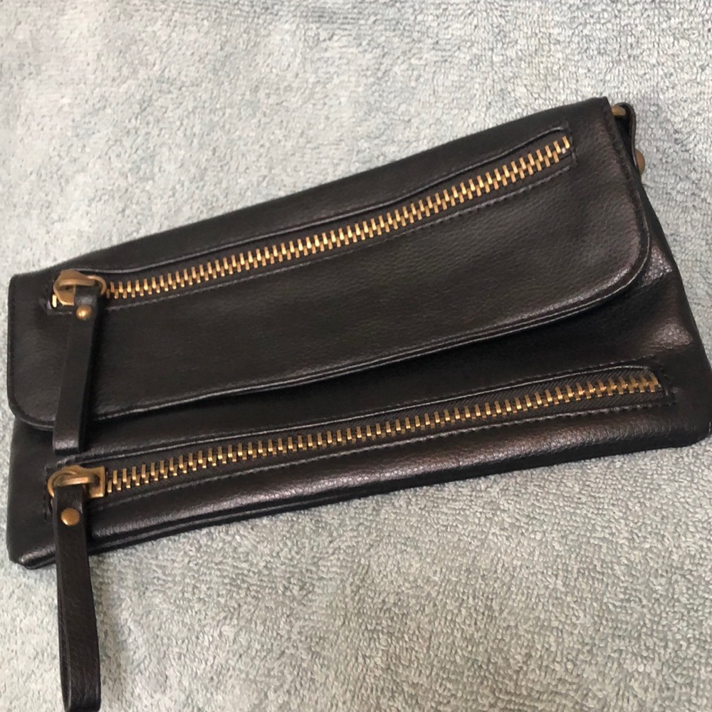 Zippered Black clutch